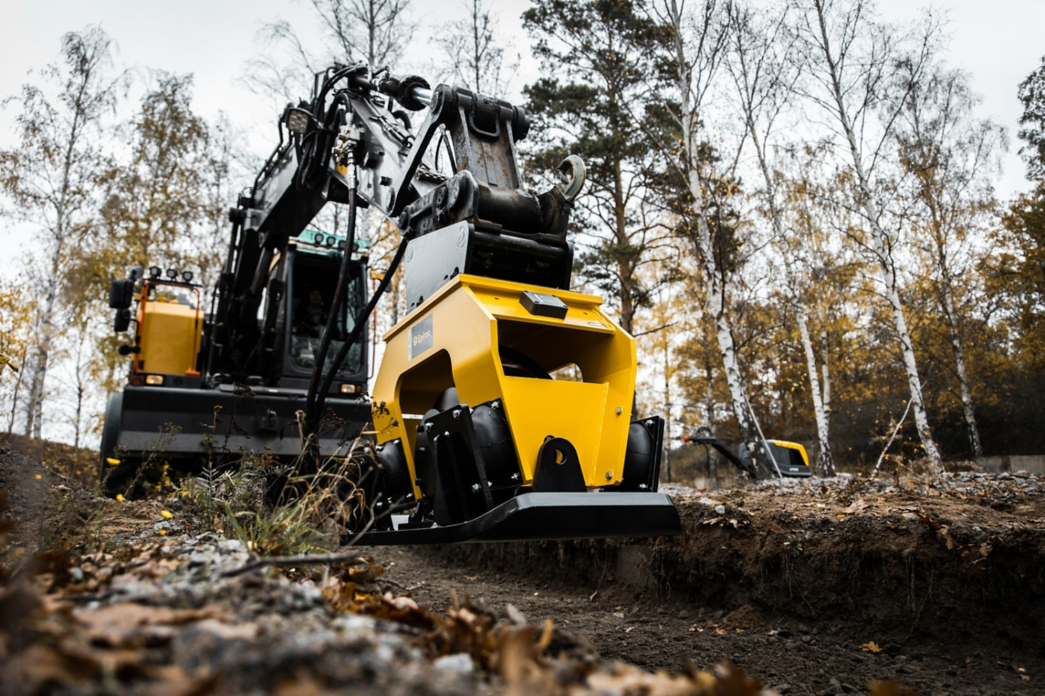 Epiroc HC850 - виброплита/трамбовка для экскаватора