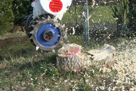 Измельчитель пней для экскаватора