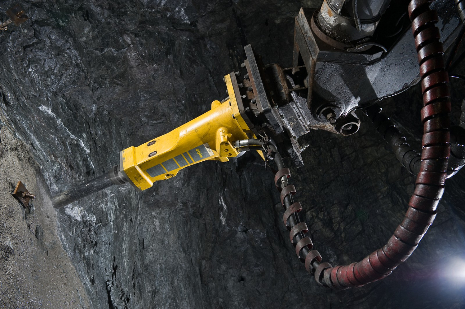 Гидравлический молот Epiroc SB 302 T